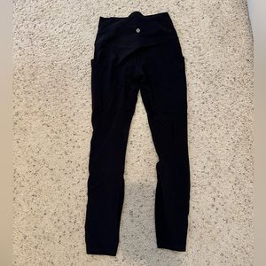 Lulelemon Black leggings 25’ inch